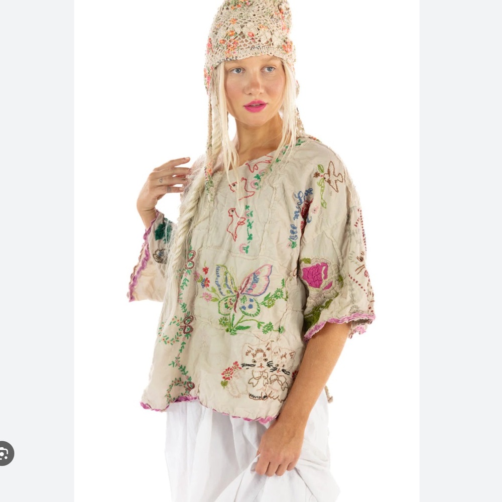 Magnolia Pearl Embroidered Matilda Top OS
